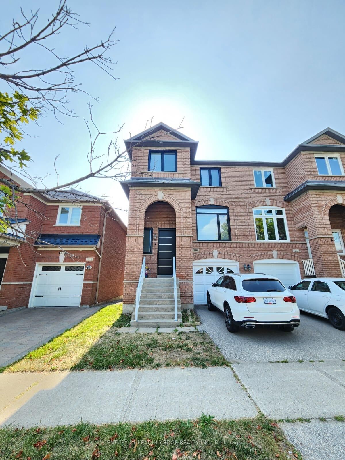 Property Photo:  310 William Berczy Boulevard  ON L6C 2G1 