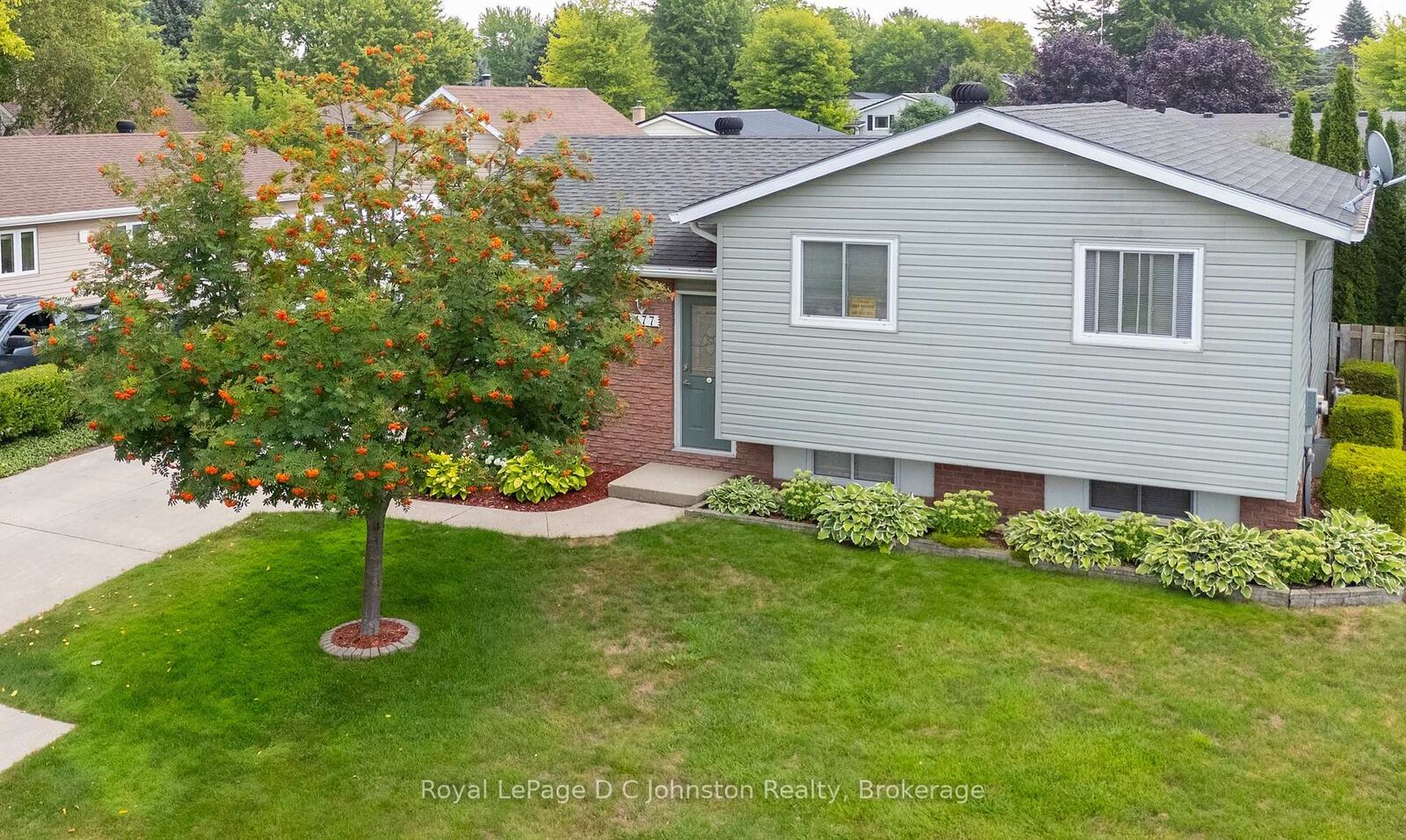 Property Photo:  477 Wales Drive  ON N0H 2C1
