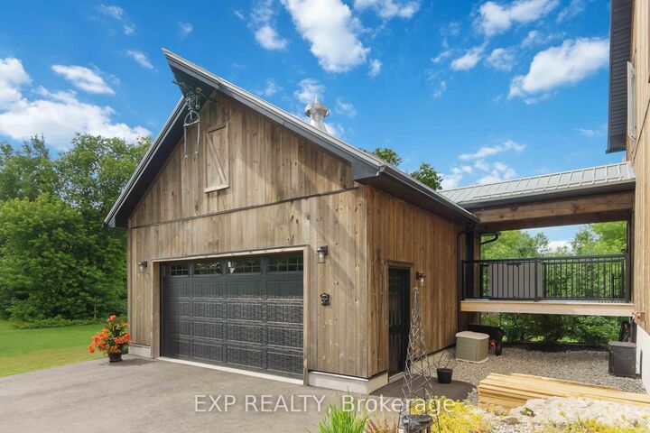 Property Photo:  450 Main Street  ON K0G 1S0 