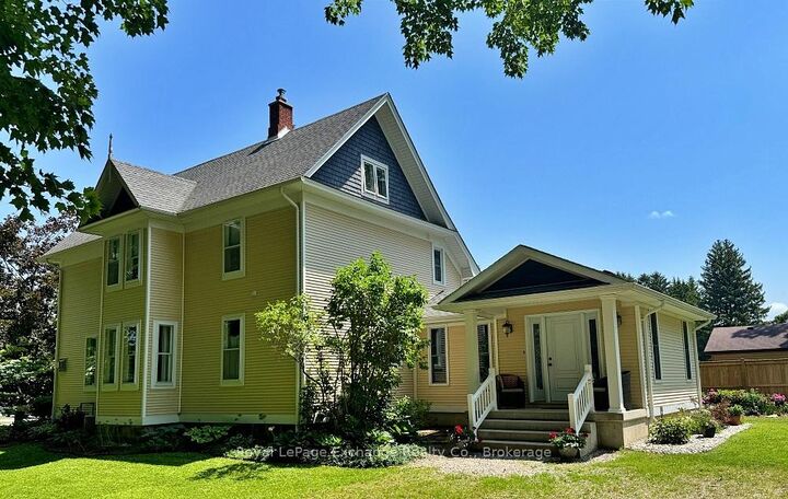Property Photo: 8 Queen Street ON N0G 2R0