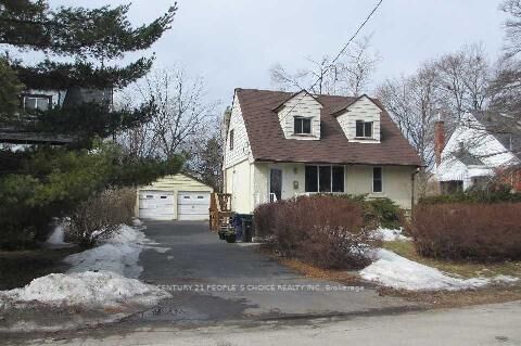Photo de la propriété: 34 Fairwood Crescent ON M1E 3T3