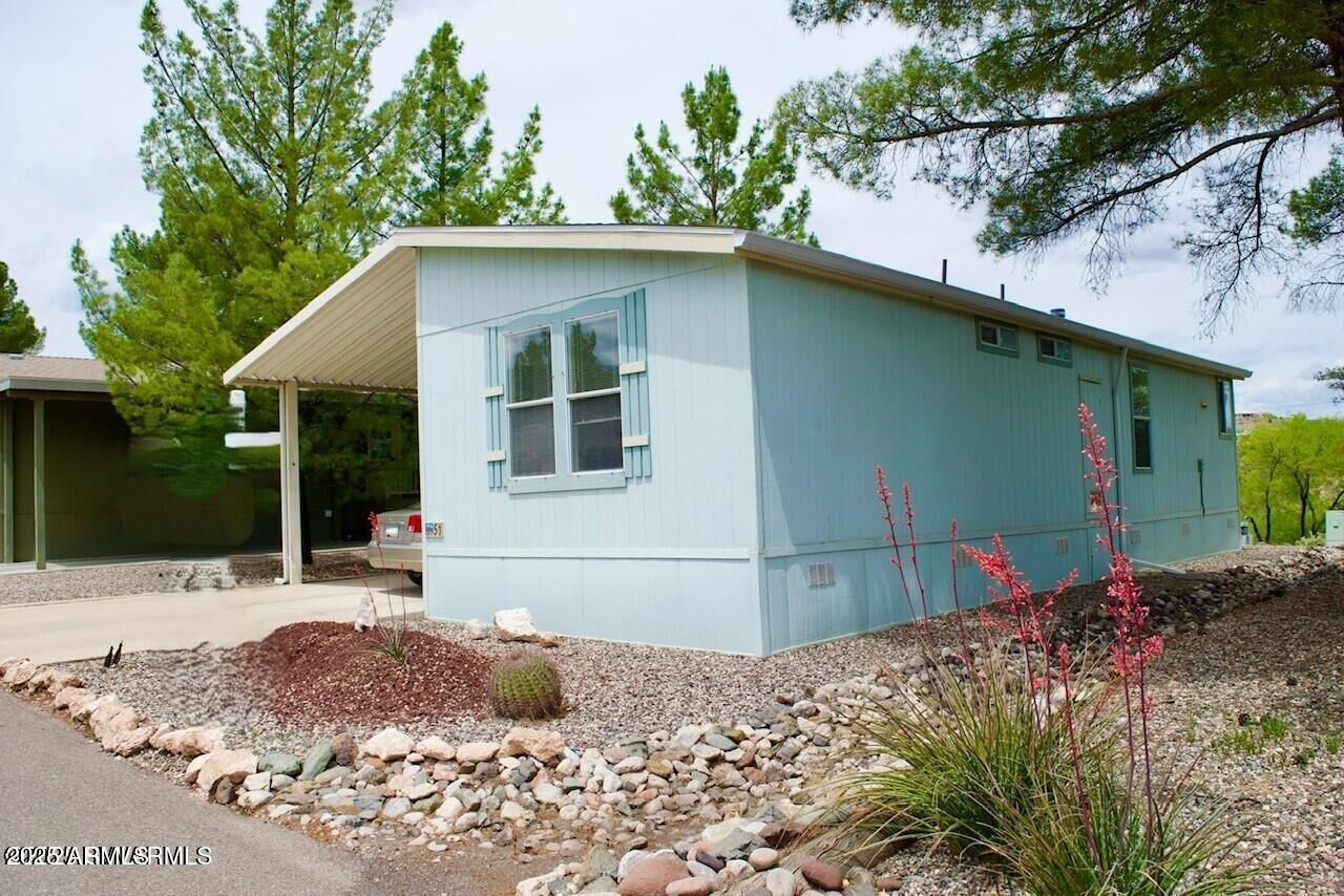 Property Photo:  2050 W State Route 89A Highway 51  AZ 86326 