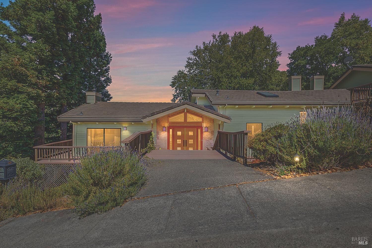Property Photo:  101 Garner Drive  CA 94947 