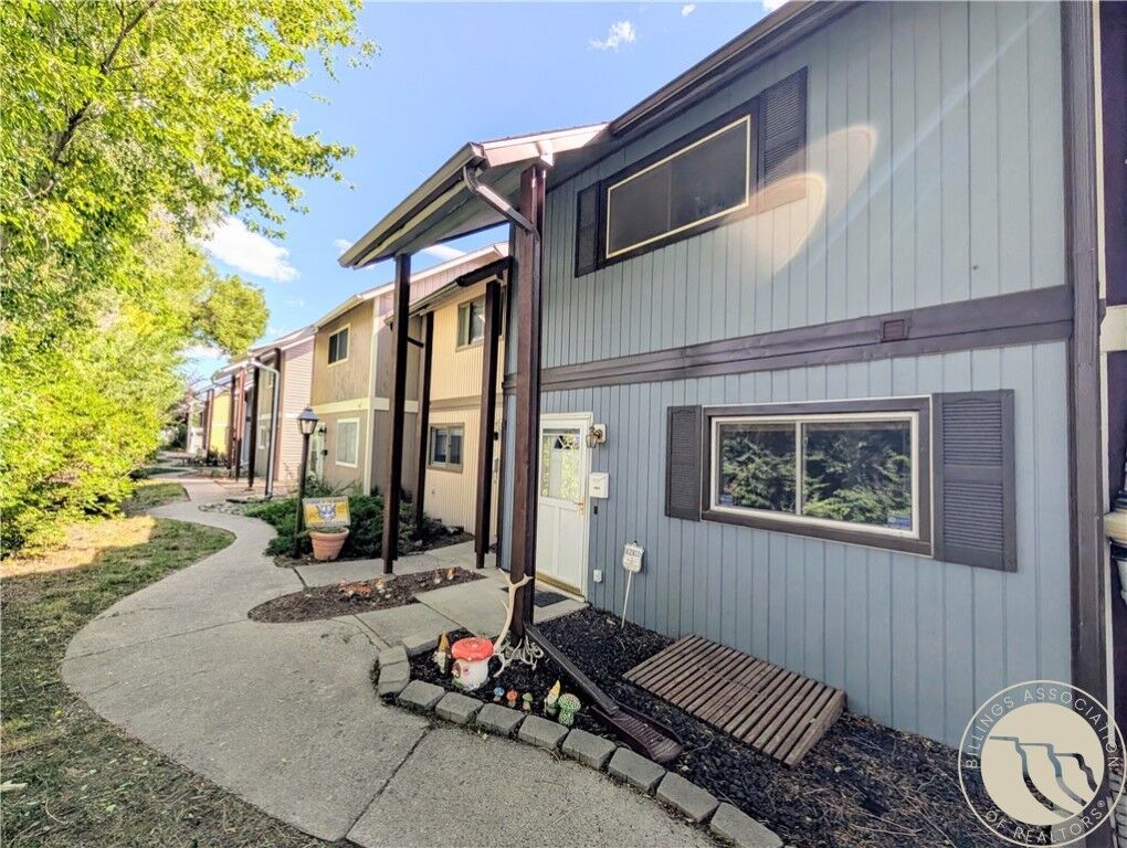 Property Photo: 1541 Wyoming Avenue C MT 59102