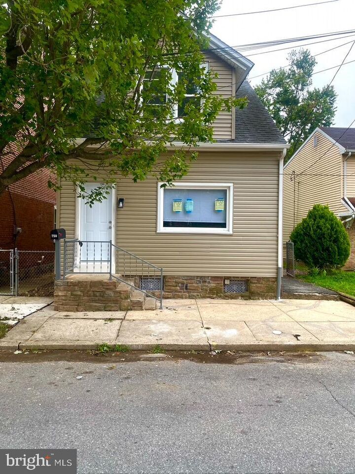 Property Photo: 758 Fremont Street PA 17603