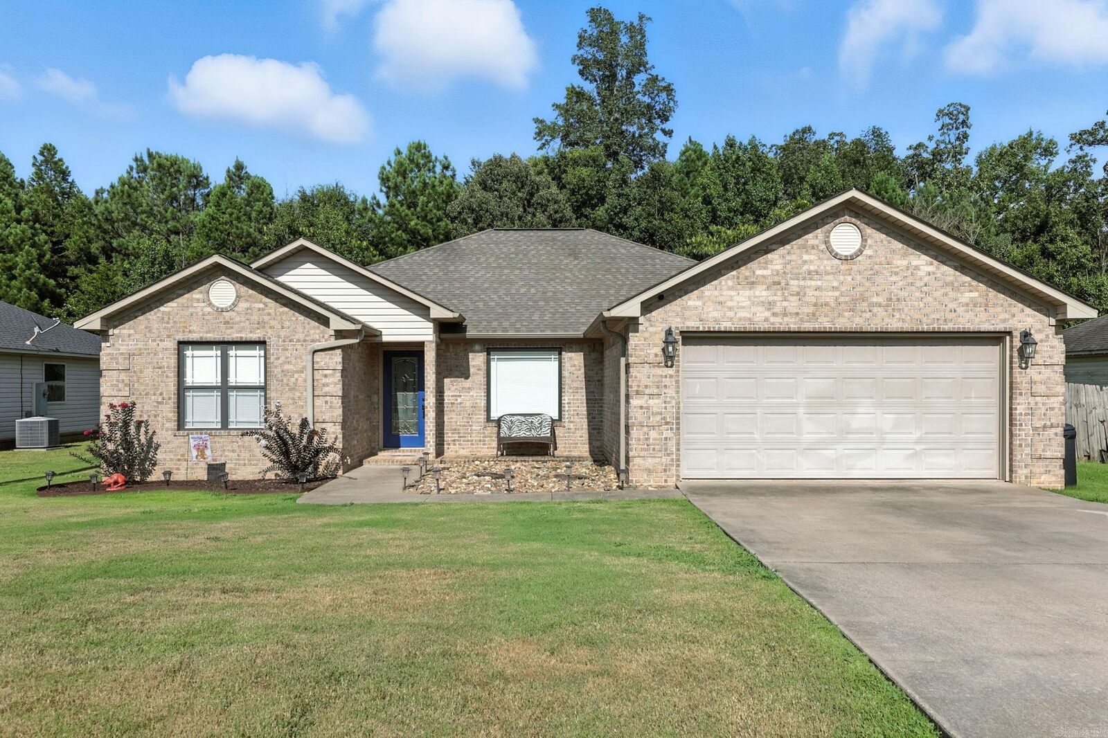 Property Photo:  6 Smokey Ridge Court  AR 72150 