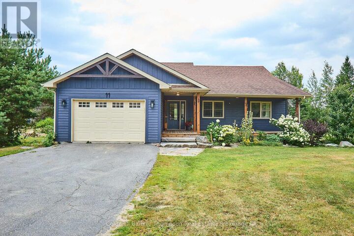 Property Photo: 11 Thomas Crescent ON P1H 2M3