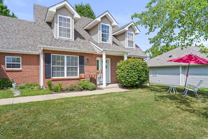 Property Photo: 4807 Castlewood Ct MO 65203