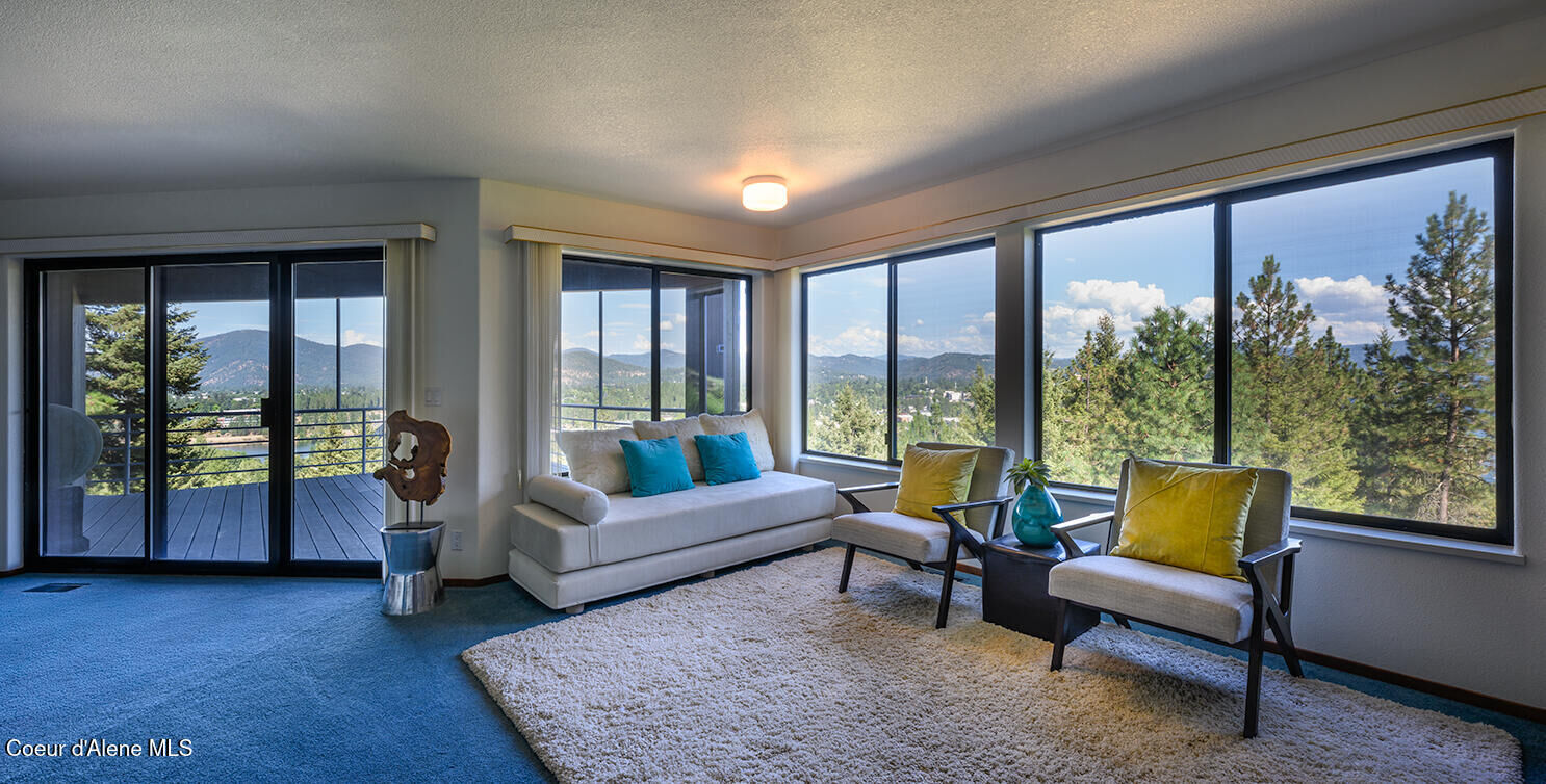 Property Photo:  1172 S Lakeview Heights Dr  ID 83814 