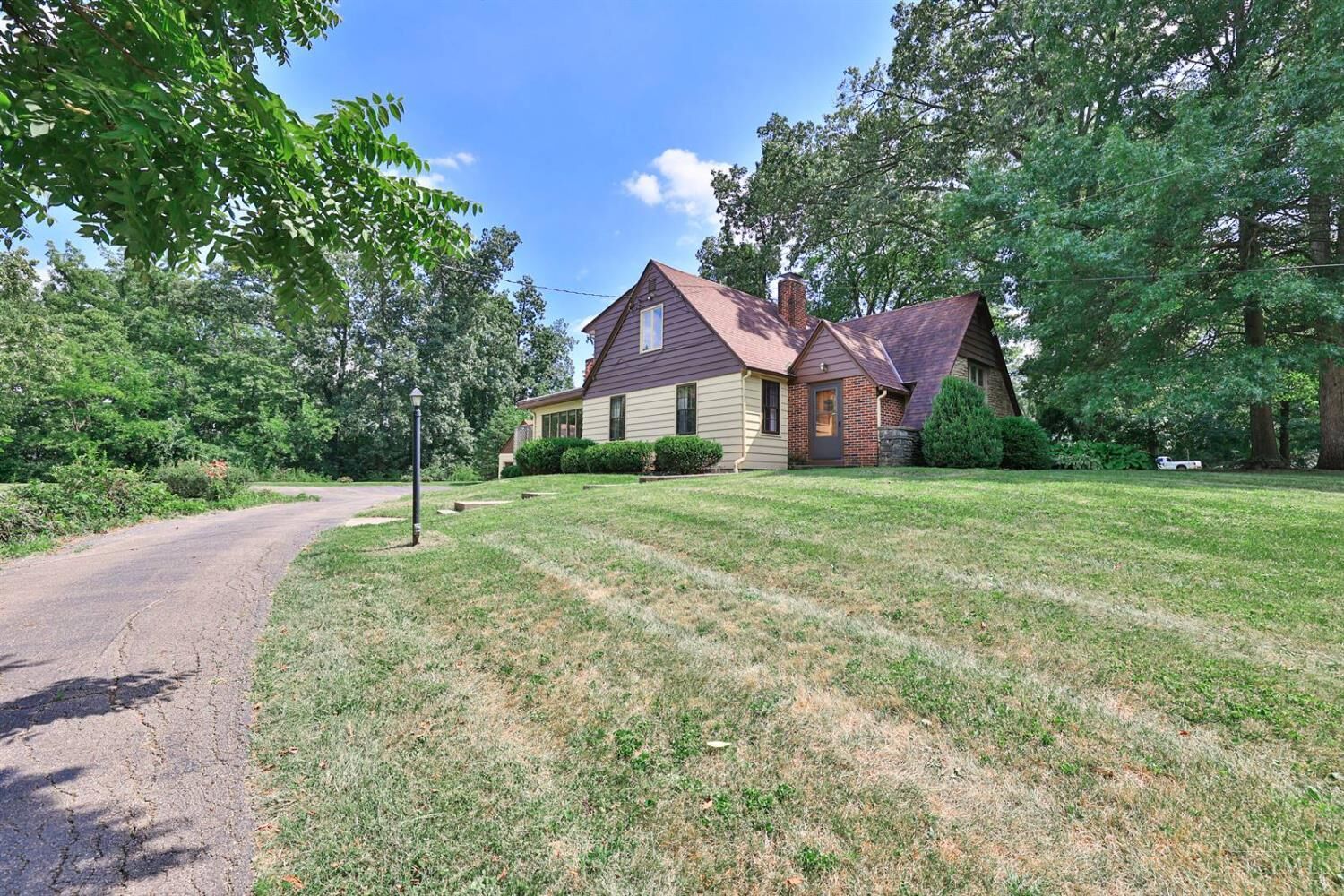 Property Photo:  5868 Greenlawn Road  OH 45011 