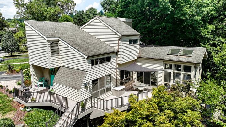 Property Photo:  3700 Pocahontas Avenue  OH 45227 