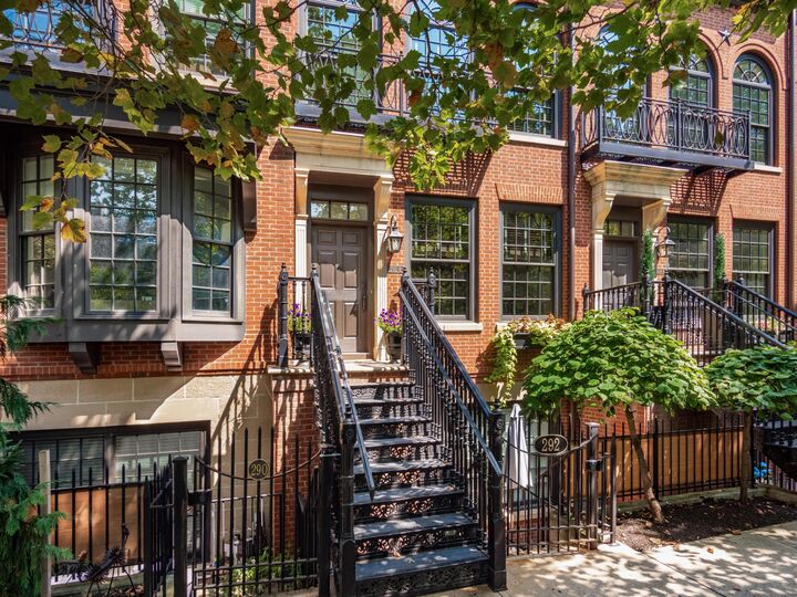 Property Photo:  292 1/2 E Gay Street  OH 43215 