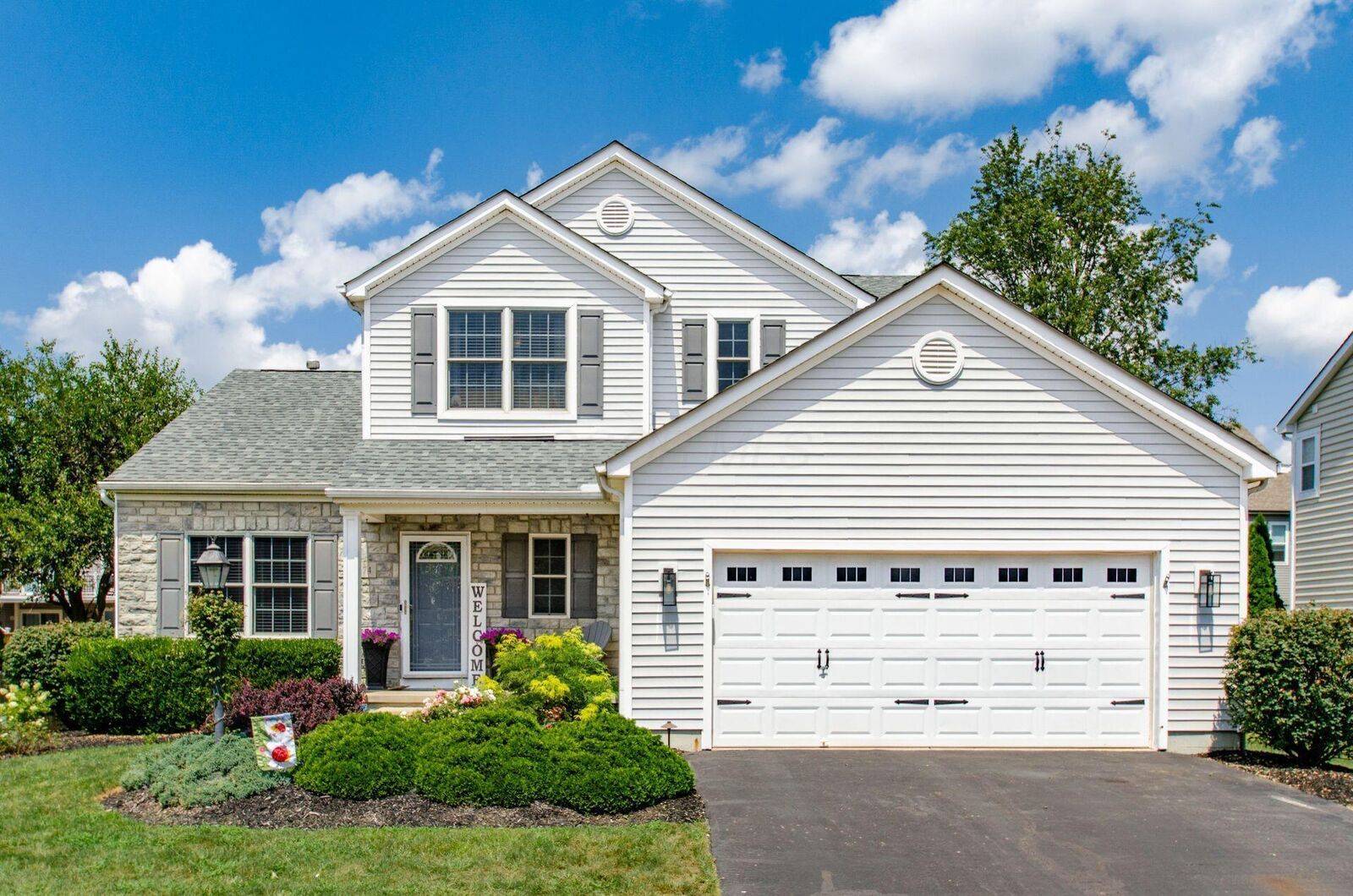 Property Photo:  174 Longleaf Street  OH 43147