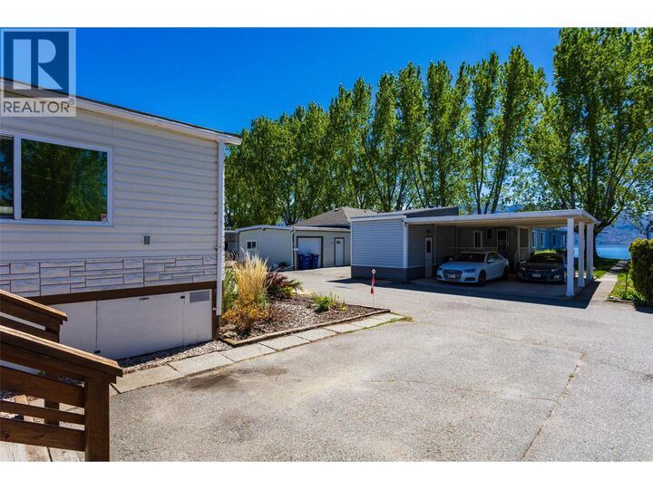 Property Photo:  2095 Boucherie Road 15  BC V4T 1Z4 