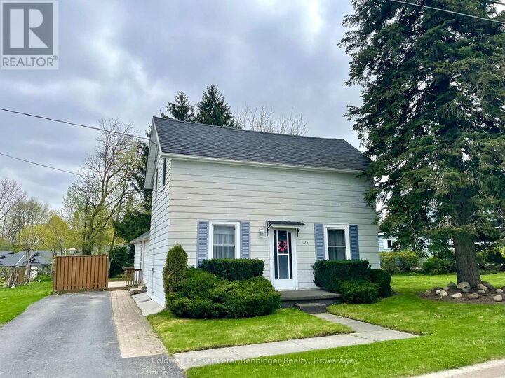 Property Photo: 105 McGivern Street West ON N0G 2V0