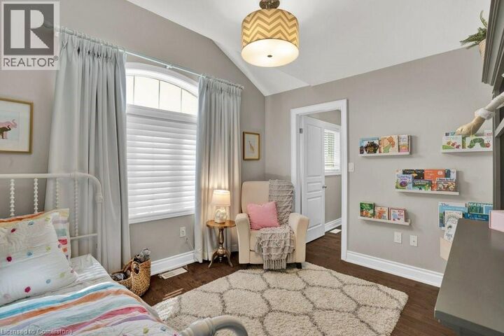 Property Photo: 124 Grandell Drive ON L9K 0H7