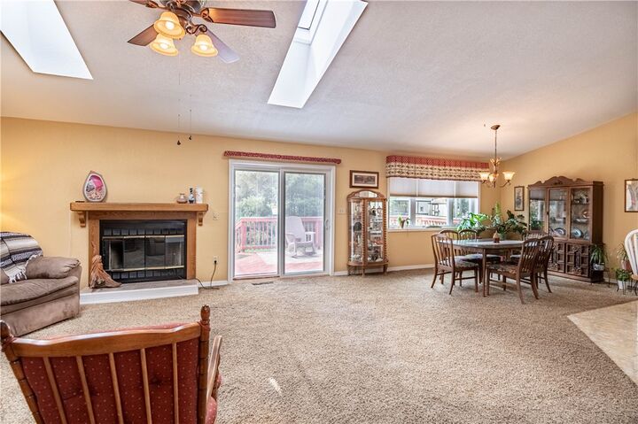 Property Photo: 2121 Barding Avenue IL 62526