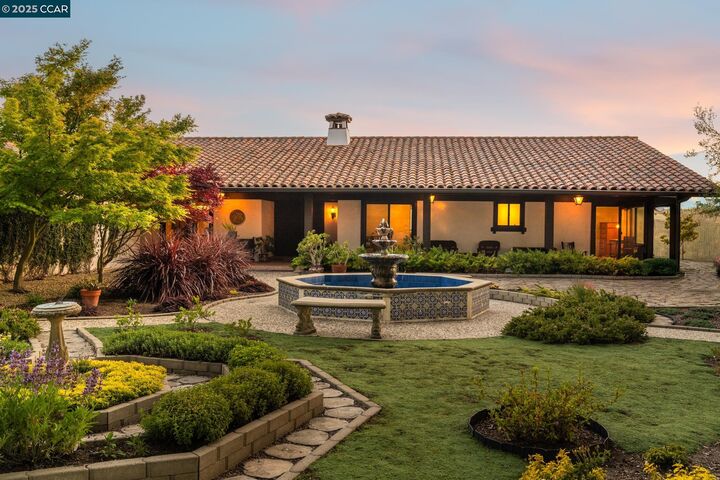 Property Photo:  110 Valley Hill Drive  CA 94556 