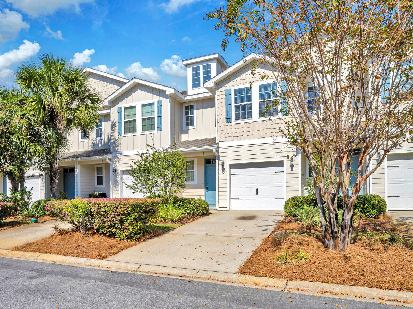 Property Photo:  19 E Shady Oaks Lane Unit B  FL 32459 