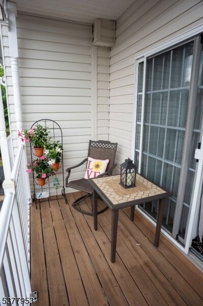 Property Photo:  7 Cummington Ln  NJ 08822 