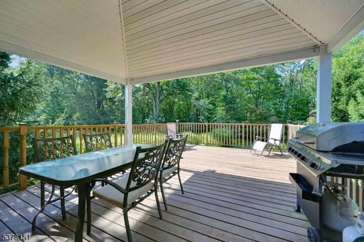 145 Mountain Cir  West Milford Twp. NJ 07480 photo