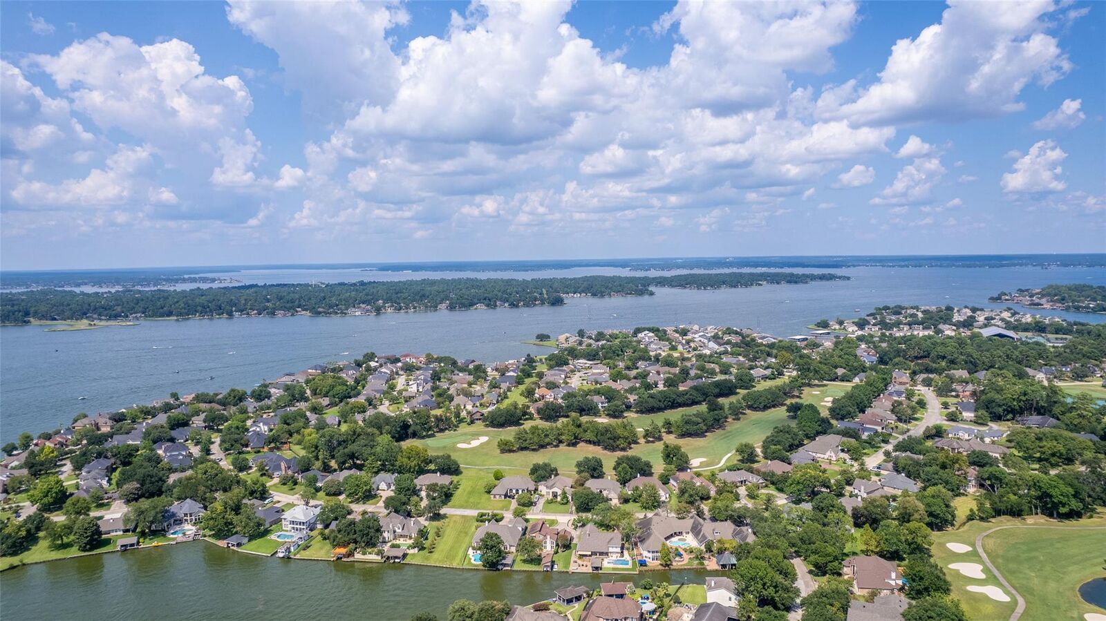 Property Photo: 227 April Waters Drive W TX 77356