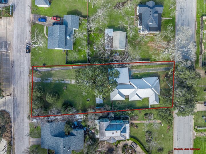 Property Photo: 232 S Holland Street TX 77418