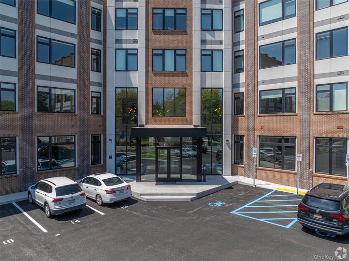 Property Photo:  15 Washington Avenue 314  NY 10901 