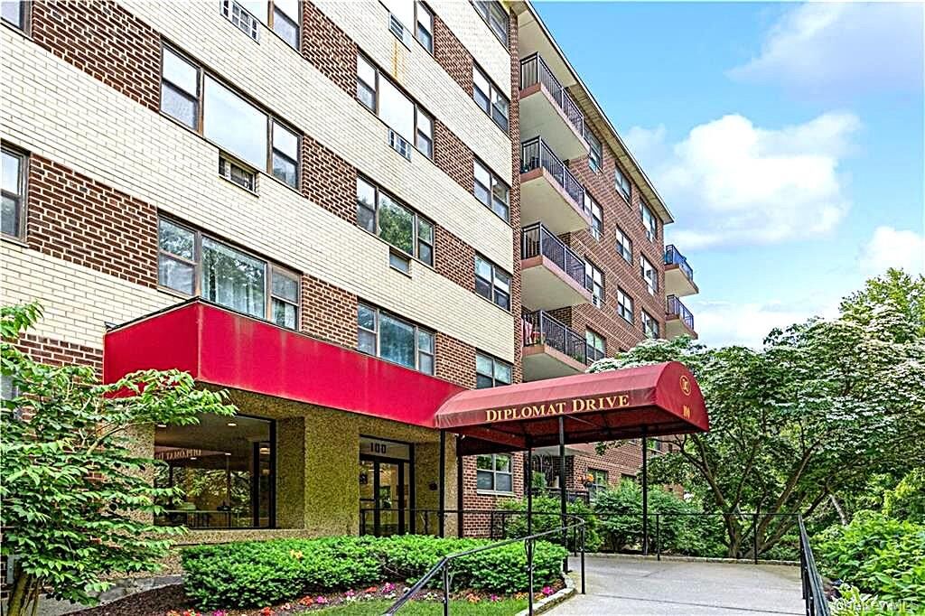 Property Photo:  100 Diplomat Drive 3J  NY 10549 