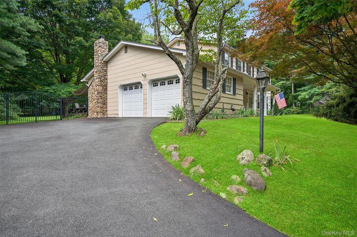 Property Photo:  3 Karsten Drive  NY 10901 