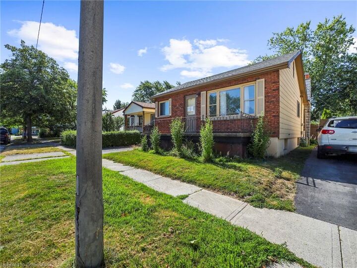 Property Photo:  393 Corvette Street  ON L3B 4S8 