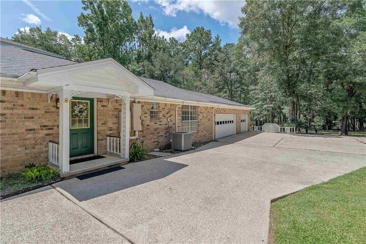 Property Photo:  45554 County Road 112 Road  AL 36507 