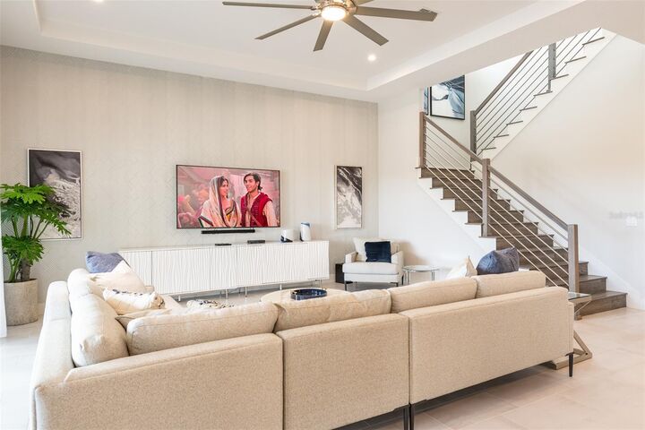 Property Photo:  1002 Jack Nicklaus Court  FL 34747 