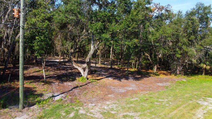 Property Photo: 14004 Peace Boulevard FL 34610