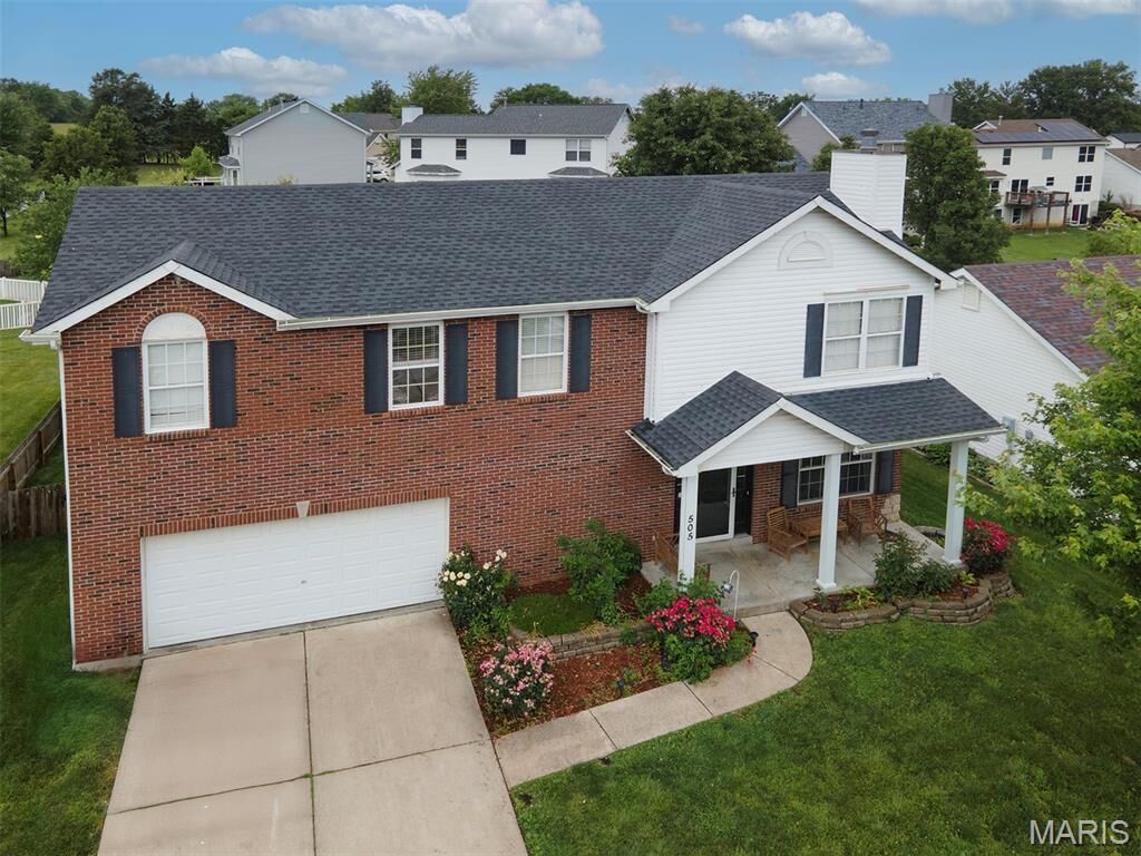 Property Photo: 505 Lias Way MO 63385