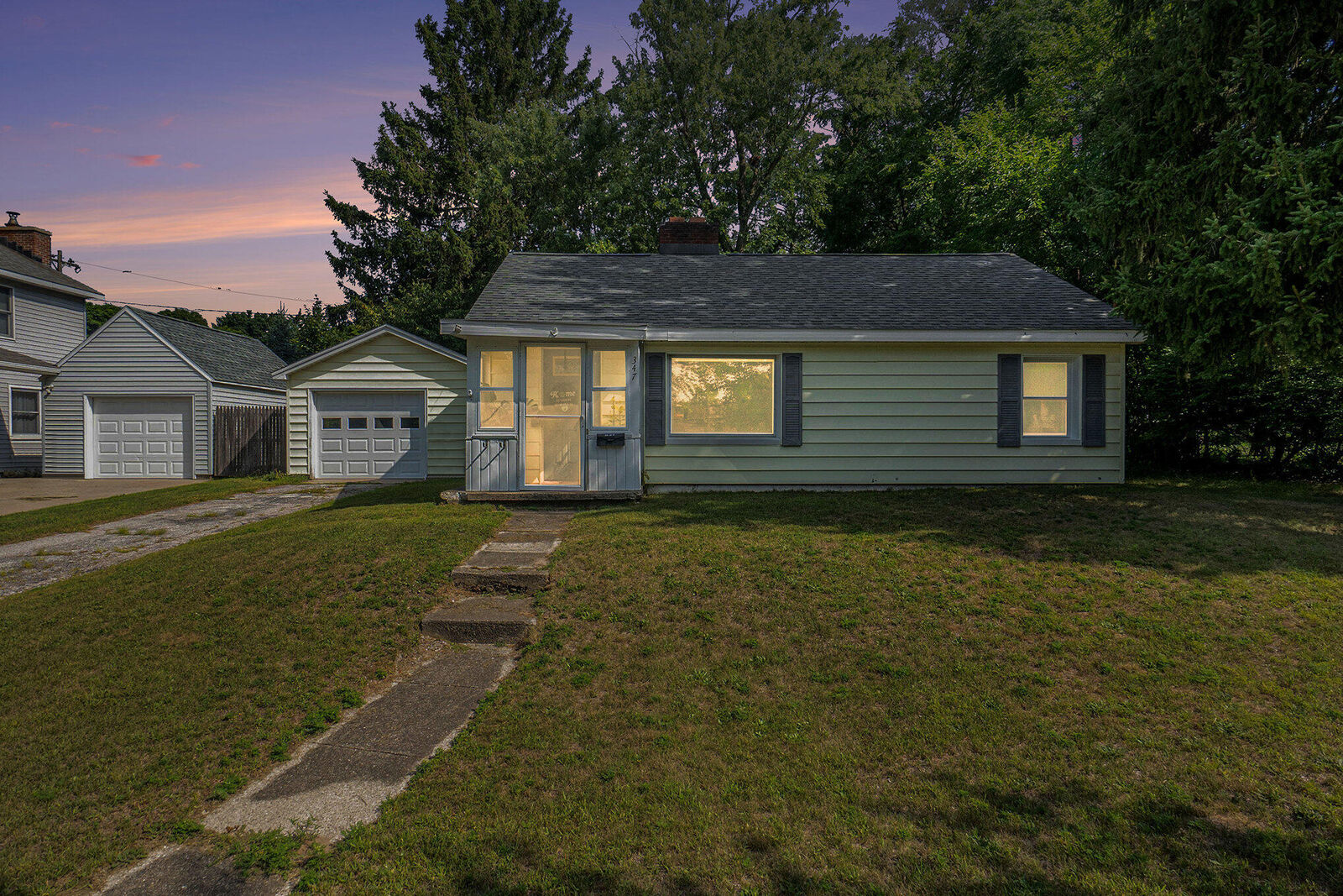 Property Photo:  347 E Pine Street  MI 49412 