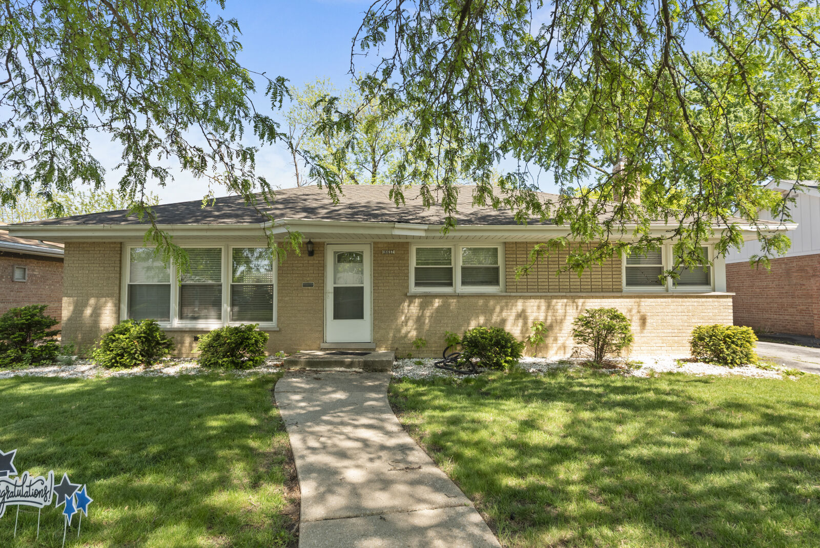 Property Photo: 16657 Dobson Avenue IL 60473