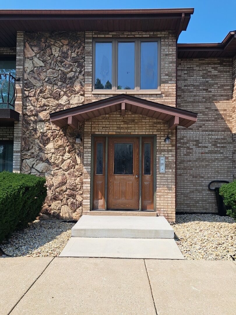 Property Photo: 6056 S Keating Avenue 1E IL 60629
