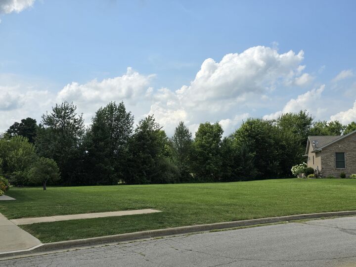 Property Photo:  Lot 15 Parkview Drive  IL 61530 