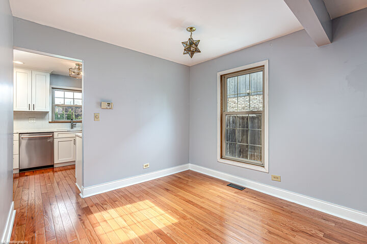 Property Photo:  7218 Sandy Lane  IL 60477 