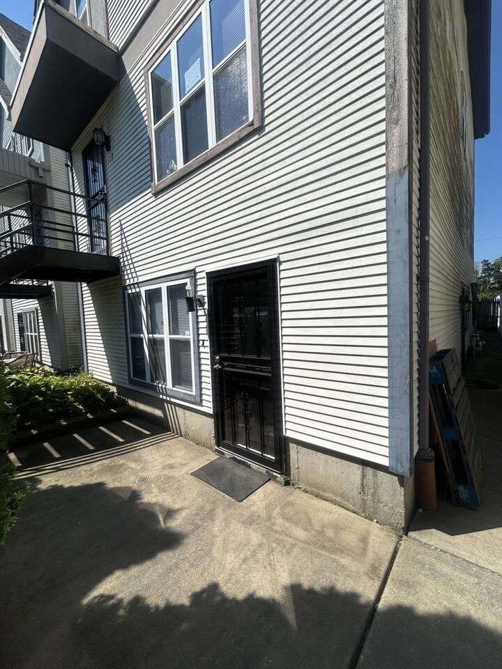 Property Photo:  6538 S Kenwood Avenue 1  IL 60637 