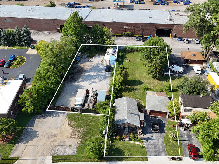 Property Photo:  4422 Midlothian Turnpike  IL 60418 