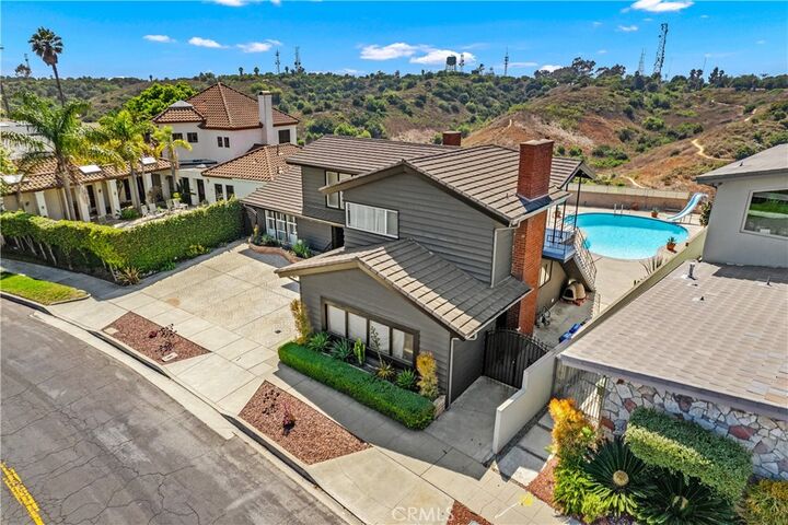 Property Photo:  4577 Don Felipe Drive  CA 90008 