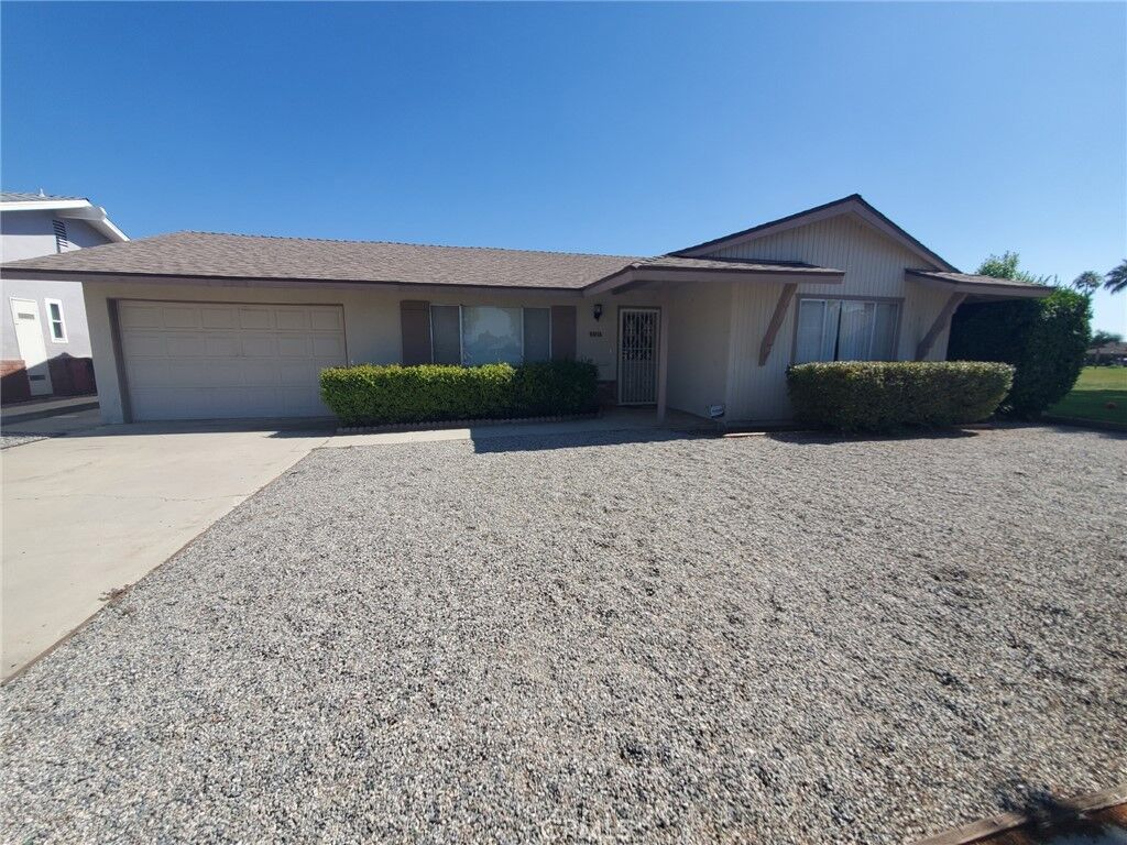 Property Photo:  1261 W Mayberry Avenue  CA 92543 