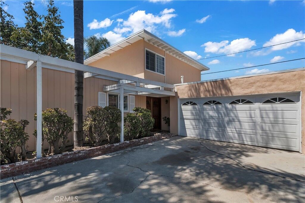 Property Photo:  4244 Lavinia Avenue  CA 90262 