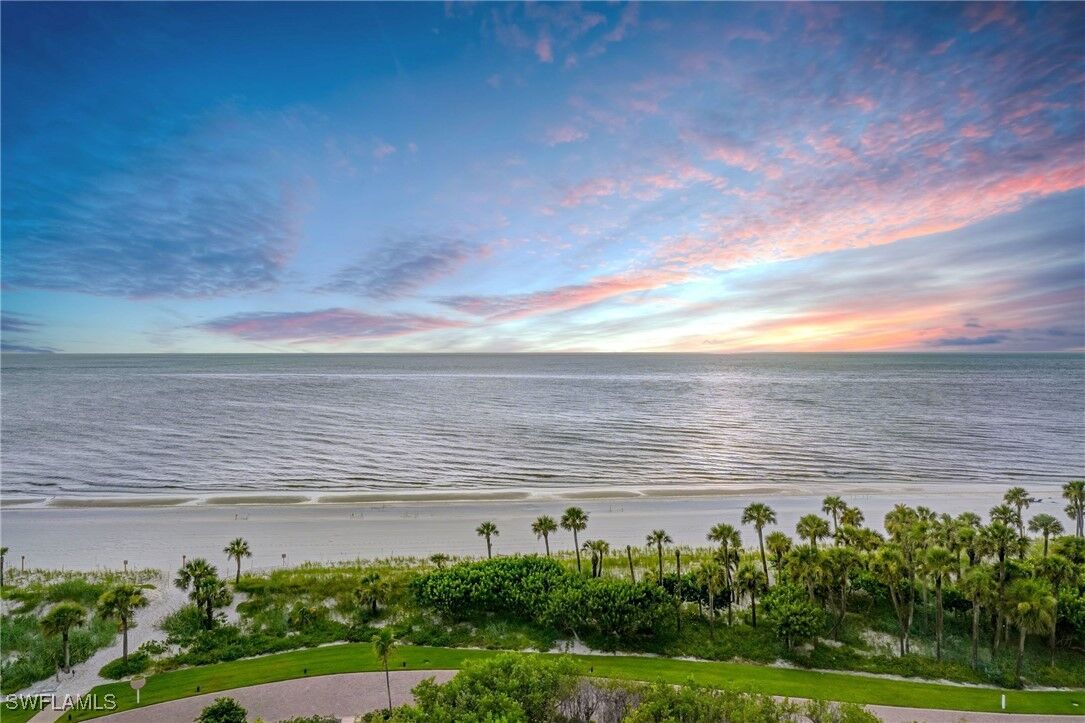 Property Photo:  20 Seagate Drive 803  FL 34103