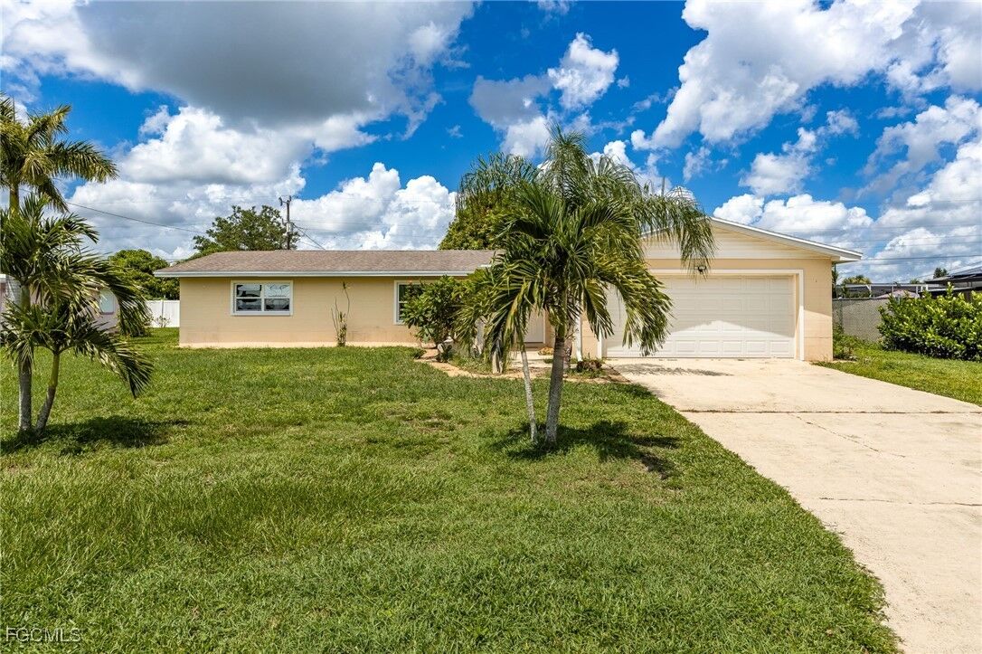 Property Photo: 108 Starview Avenue FL 33936
