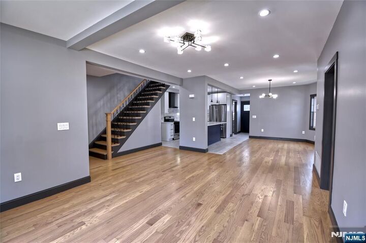 Property Photo:  72 Hille Place  NJ 07660 