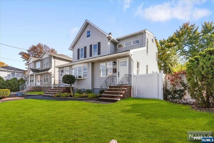 Property Photo:  30 Humboldt Street  NJ 07075 