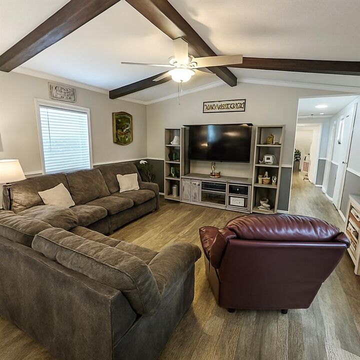 Property Photo: 116 Matthew Lane LA 70037